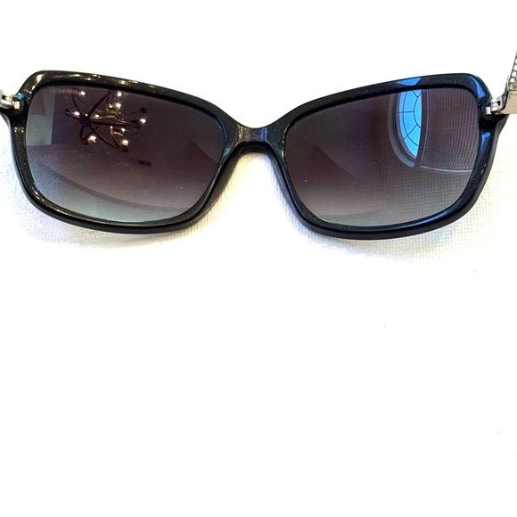 Coach HC 8152 532711/ Black Glitter/ Crystal Black Sunglasses.